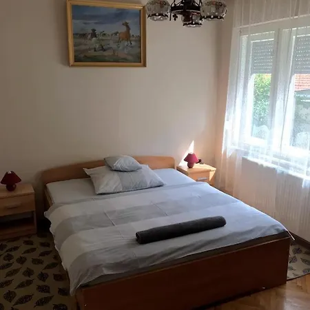 Fejedelem Apartman Eger